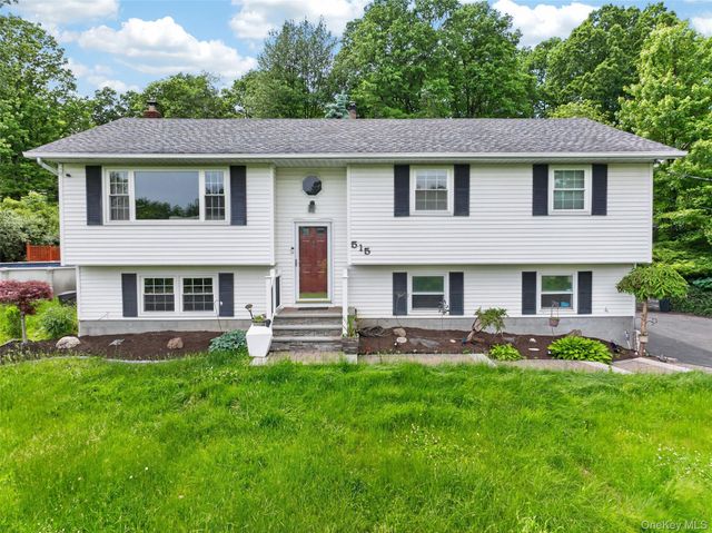 515 Toleman Road, Rock Tavern, NY 12575
