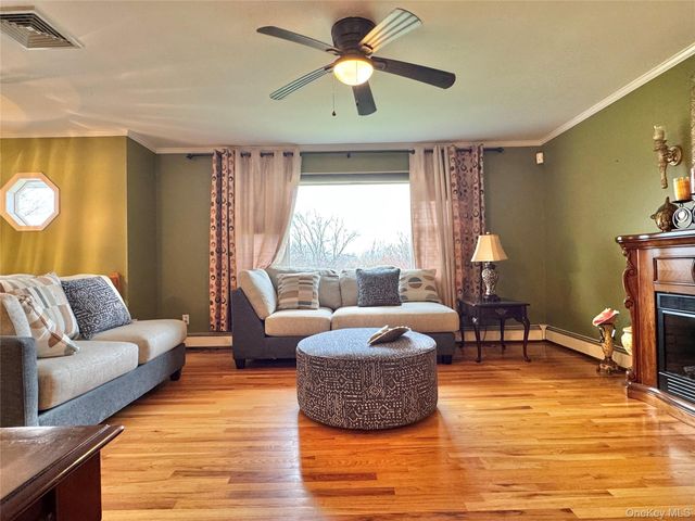 515 Toleman Road, Rock Tavern, NY 12575