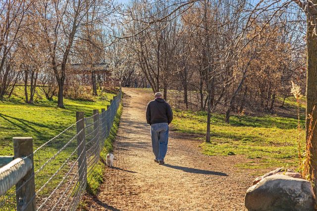 6284 Montee Drive, Eden Prairie, MN 55344