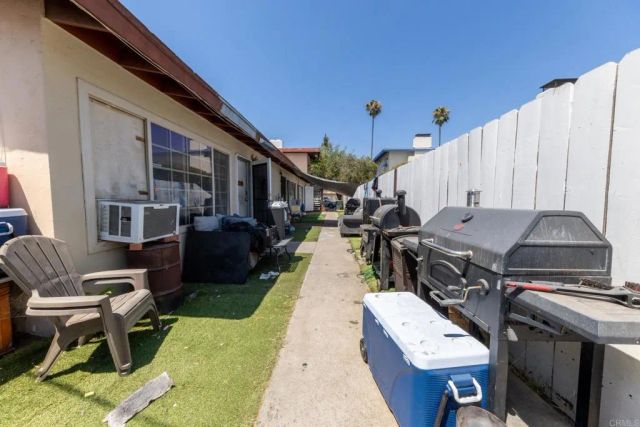 1109 E Lexington, El Cajon, CA 92019