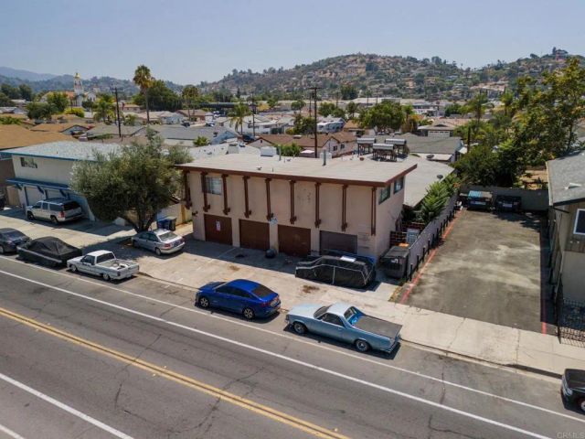 1109 E Lexington, El Cajon, CA 92019