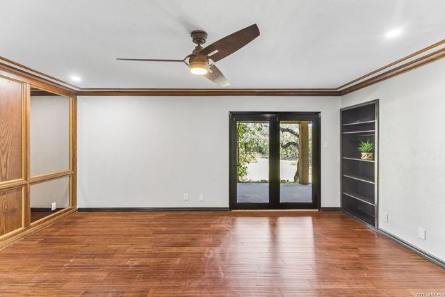 28160 WINDWOOD DR E, Boerne, TX 78006