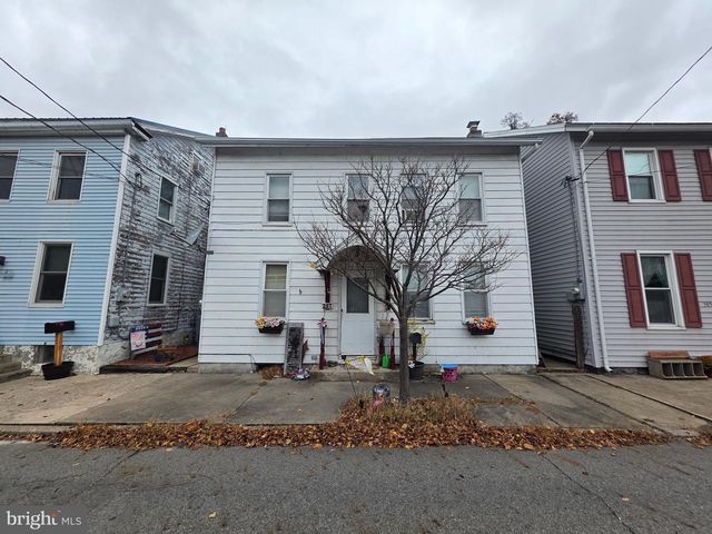 257 MOORE ST, Millersburg, PA 17061