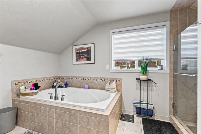 135 Candice Court, Medford, OR 97504