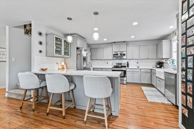 135 Candice Court, Medford, OR 97504