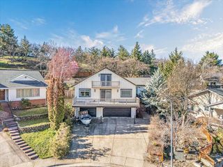 135 Candice Court, Medford, OR 97504