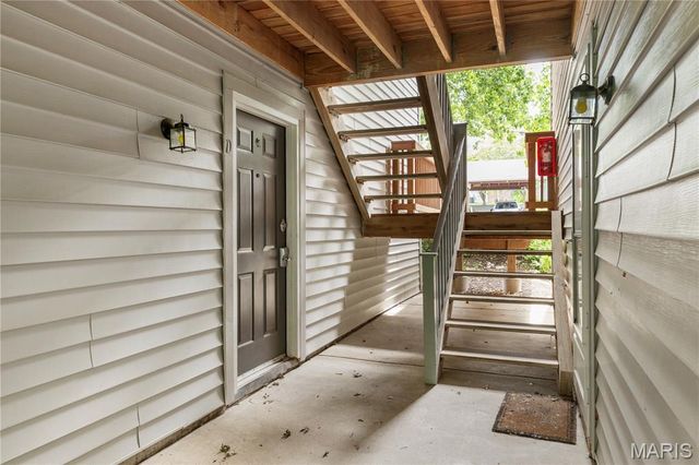 7611 Triwoods Drive D, Shrewsbury, MO 63119