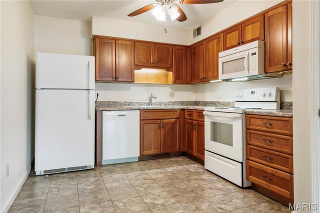 7611 Triwoods Drive D, Shrewsbury, MO 63119