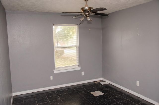 306 Willowick Street, Tomball, TX 77375
