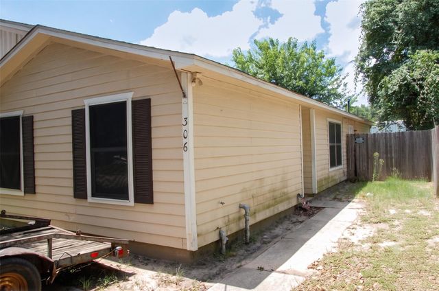 306 Willowick Street, Tomball, TX 77375
