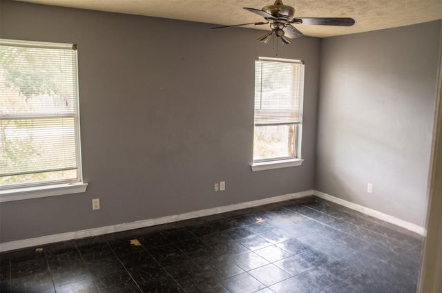 306 Willowick Street, Tomball, TX 77375