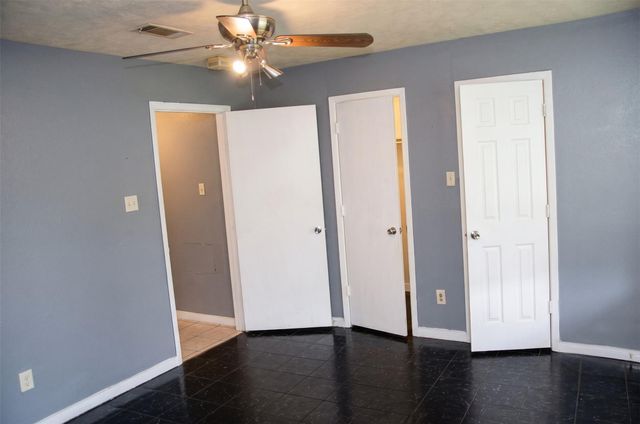 306 Willowick Street, Tomball, TX 77375