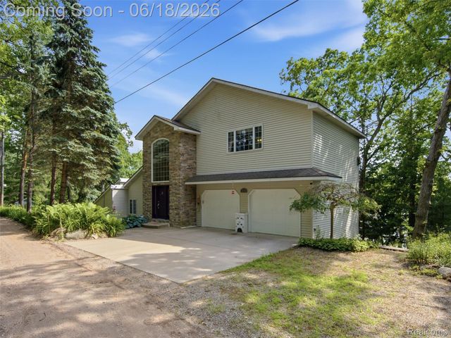 14478 Bouchner Drive, Argentine Township, MI 48451