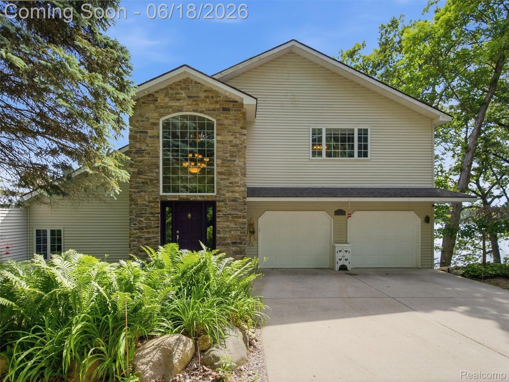 14478 Bouchner Drive, Argentine Township, MI 48451