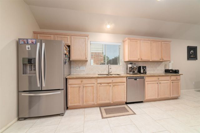 14235 Hidden Meadow Dr Drive, Sugar Land, TX 77498