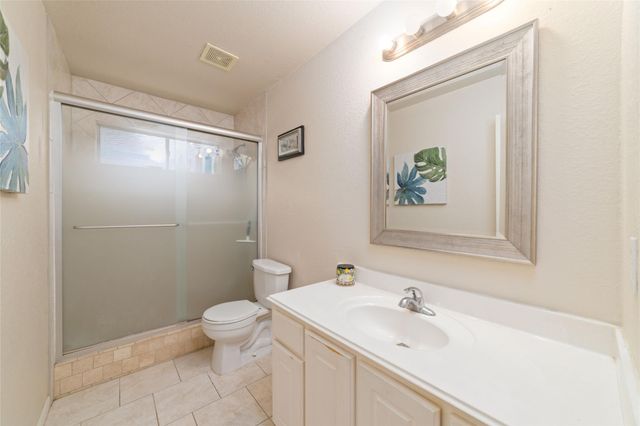 14235 Hidden Meadow Dr Drive, Sugar Land, TX 77498