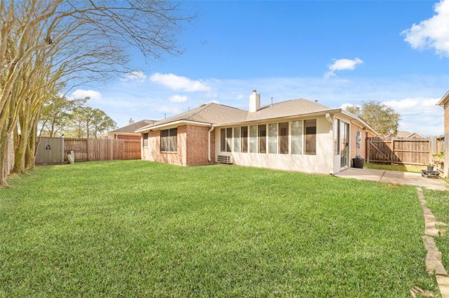 14235 Hidden Meadow Dr Drive, Sugar Land, TX 77498