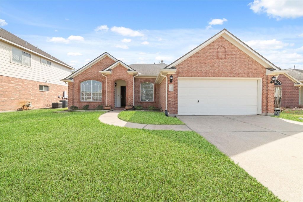 14235 Hidden Meadow Dr Drive, Sugar Land, TX 77498