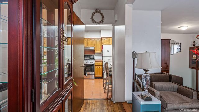 135-15 63rd Avenue, Flushing, NY 11367