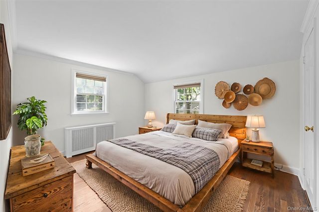 128 Charles Street, East Williston, NY 11596