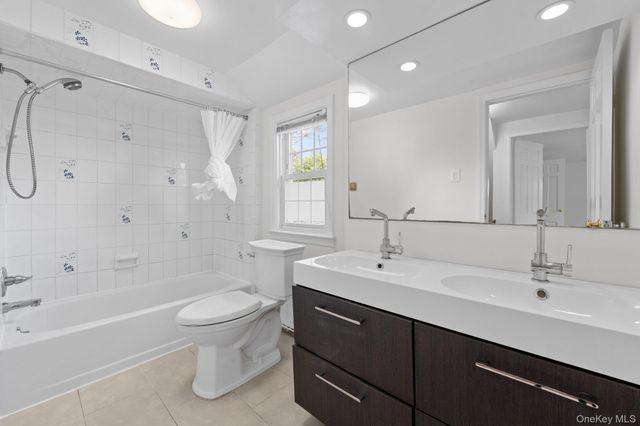 128 Charles Street, East Williston, NY 11596