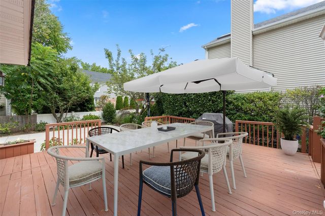 128 Charles Street, East Williston, NY 11596