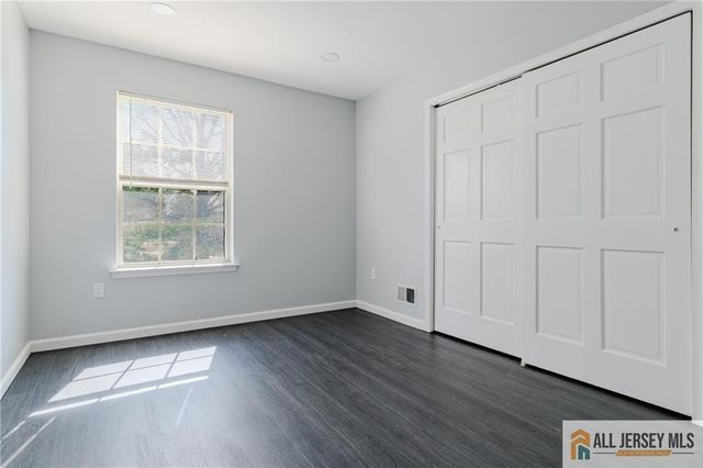 203 Concord Place, North Brunswick, NJ 08902