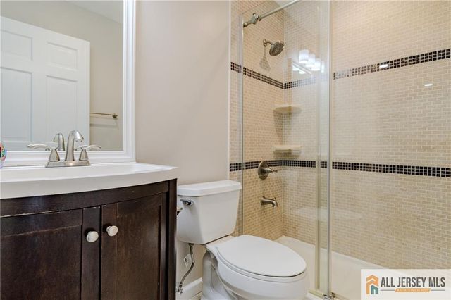 203 Concord Place, North Brunswick, NJ 08902