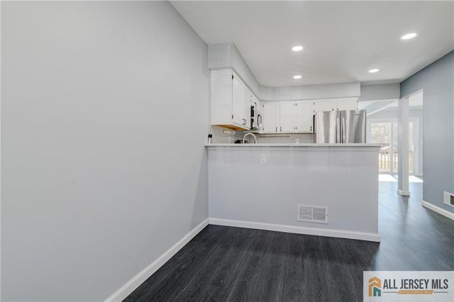 203 Concord Place, North Brunswick, NJ 08902