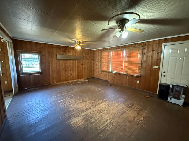 7212 Wood Haven RD, Roanoke, VA 24019