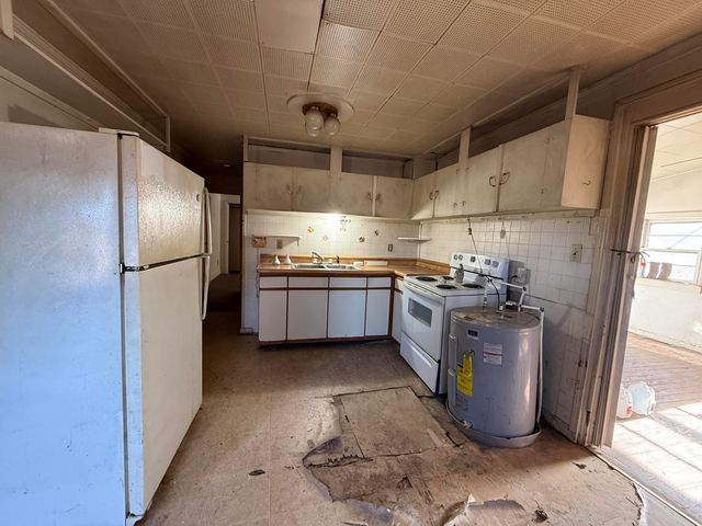 7212 Wood Haven RD, Roanoke, VA 24019