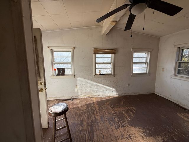 7212 Wood Haven RD, Roanoke, VA 24019