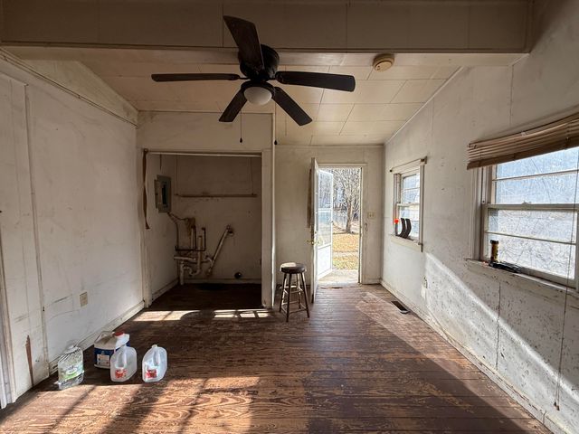 7212 Wood Haven RD, Roanoke, VA 24019