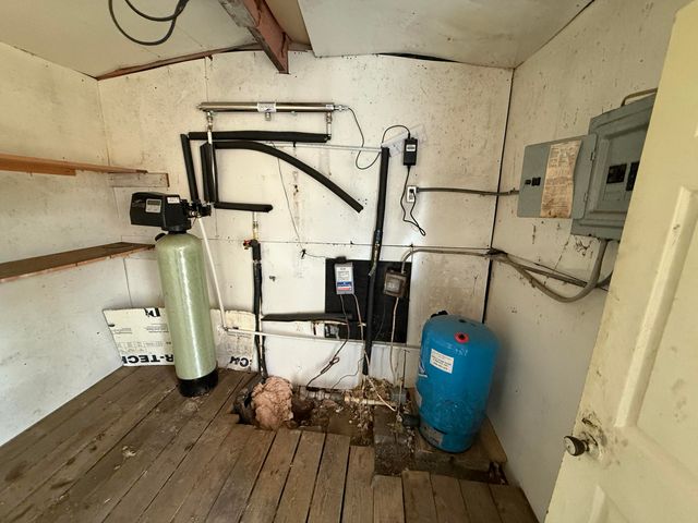 7212 Wood Haven RD, Roanoke, VA 24019