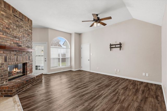 7153 Fox Drive, The Colony, TX 75056