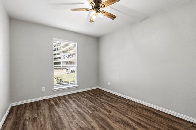 7153 Fox Drive, The Colony, TX 75056