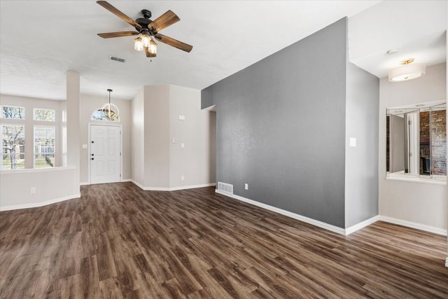 7153 Fox Drive, The Colony, TX 75056