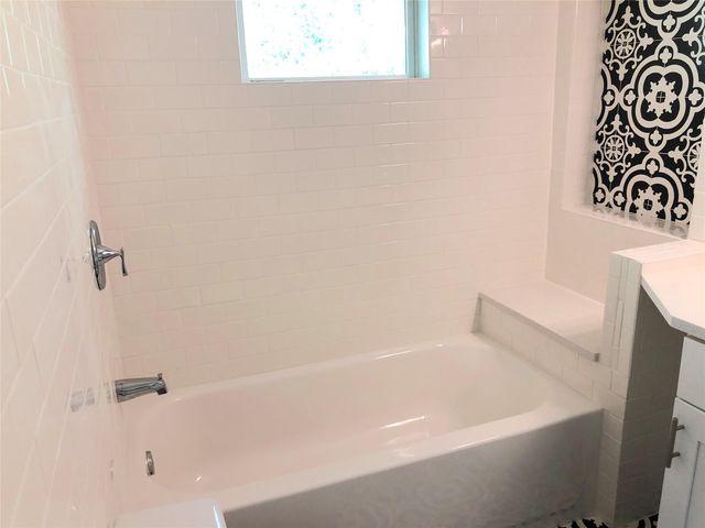 15830 Lowell, Montgomery, TX 77316
