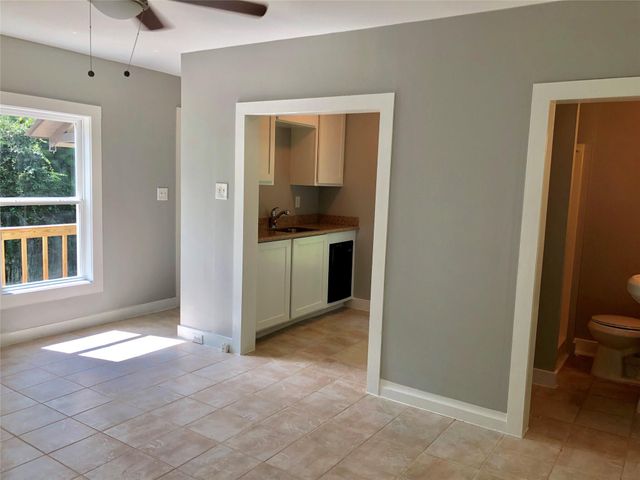 15830 Lowell, Montgomery, TX 77316