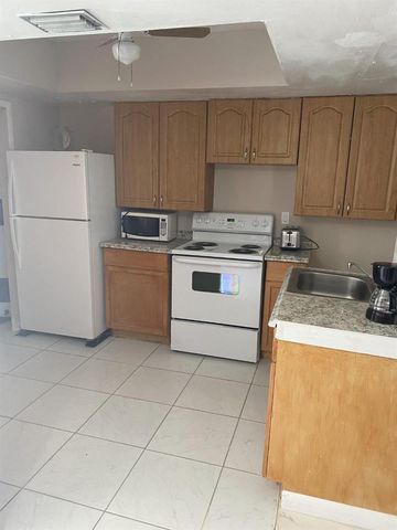 1110 S 29th Avenue, Hollywood, FL 33020