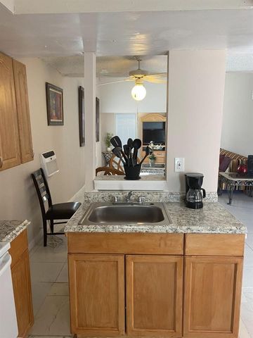 1110 S 29th Avenue, Hollywood, FL 33020