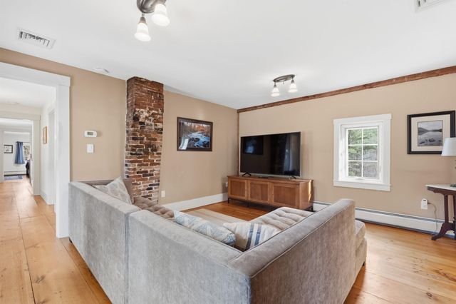 183 Waterloo Street, Warner, NH 03278