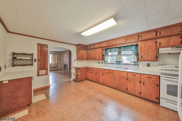 86 Ridgewood Ave, Ewing Twp., NJ 08618
