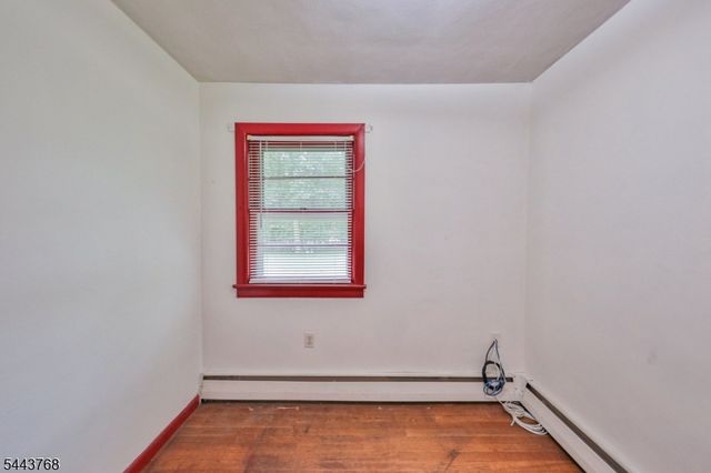 86 Ridgewood Ave, Ewing Twp., NJ 08618