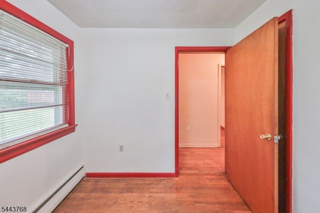 86 Ridgewood Ave, Ewing Twp., NJ 08618