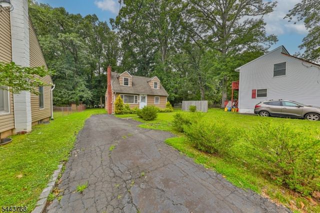 86 Ridgewood Ave, Ewing Twp., NJ 08618