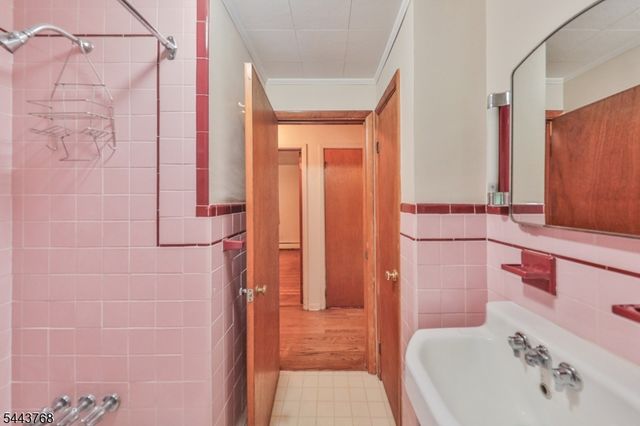 86 Ridgewood Ave, Ewing Twp., NJ 08618