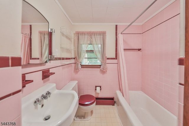 86 Ridgewood Ave, Ewing Twp., NJ 08618