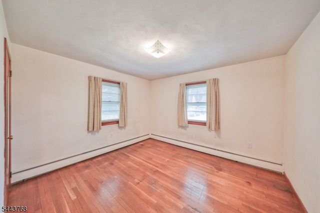 86 Ridgewood Ave, Ewing Twp., NJ 08618