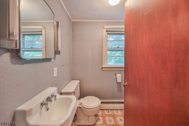 86 Ridgewood Ave, Ewing Twp., NJ 08618